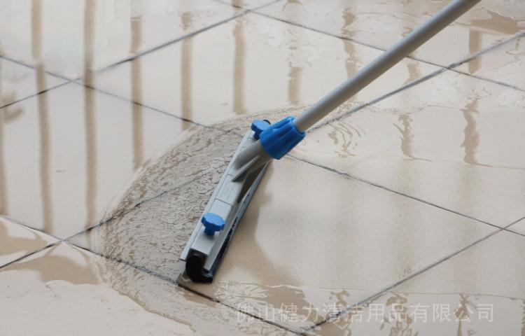 地麵清潔工具之推（tuī）水地刮
