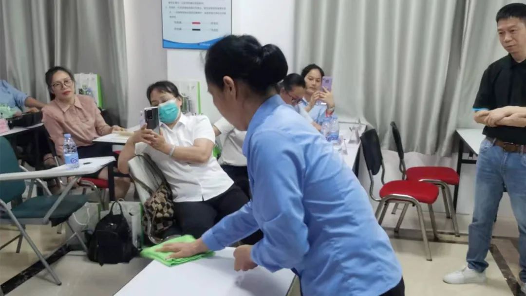 【活(huó)動後記】讓保潔(jié)人工作(zuò)更高效、更(gèng)標準的方案分享會——南寧站
