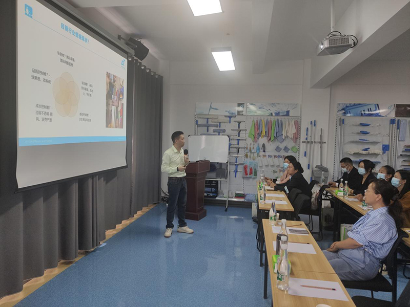 17c.嫩草网在线观看免费高感控商業清(qīng)潔(jié)解決方案——昆明(míng)站花(huā)絮