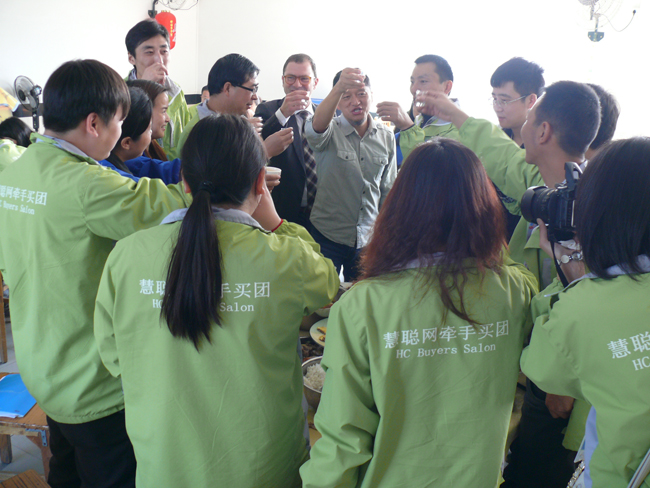 2012年12月6日慧(huì)聰網牽手考察團到訪我司的活動花絮