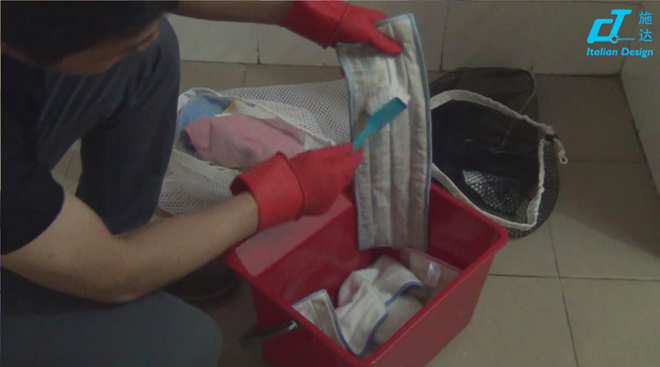 17c.嫩草网在线观看免费噴灑平拖係統(tǒng)日常地(dì)麵保潔簡易流程