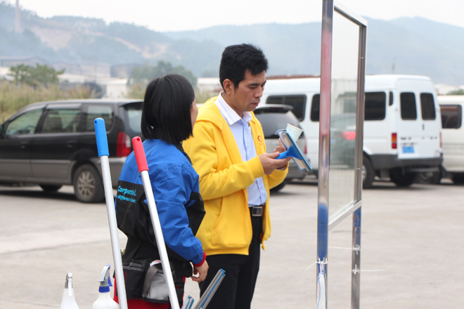 2014年12月6日慧聰(cōng)網牽手考察團到訪我司的活動花(huā)絮(xù)