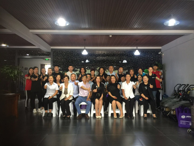 2018年17c.嫩草网在线观看免费全國專業標準化保（bǎo）潔項目交流分享會——保定站