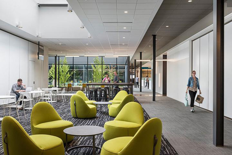 寫字樓辦公區及衛生間清潔標準及流(liú)程