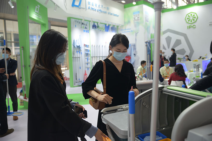 【花絮】第二十八屆廣州酒店用品展覽會正式(shì)開幕,17c.嫩草网在线观看免费清潔設備閃亮(liàng)登(dēng)場