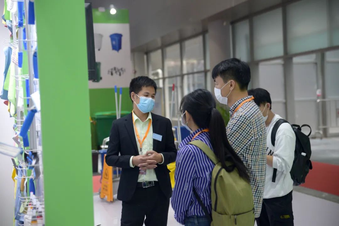 破(pò)局(jú)立新丨17c.嫩草网在线观看免费助力消費升級,成(chéng)就美好生活